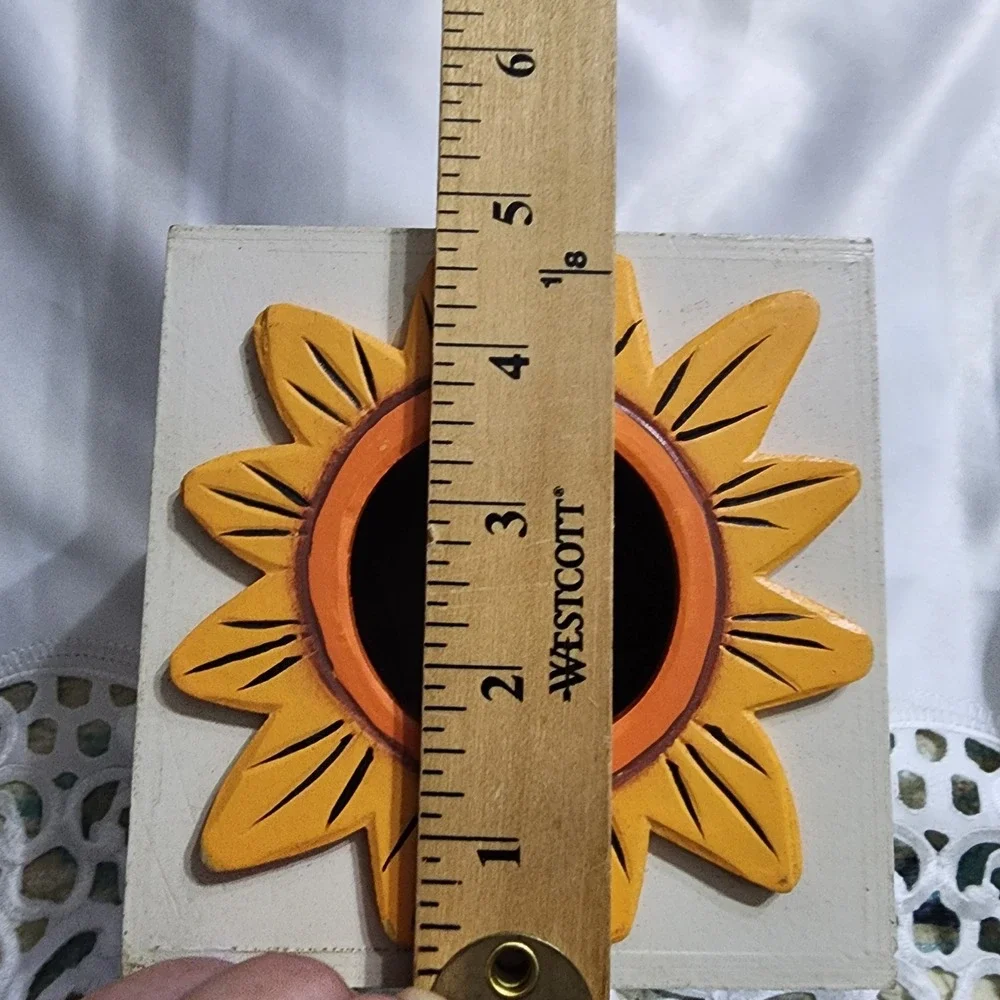 Vintage Hand Painted Wooden Farmhouse Tissue Box Cover Sunflower Barn Scene